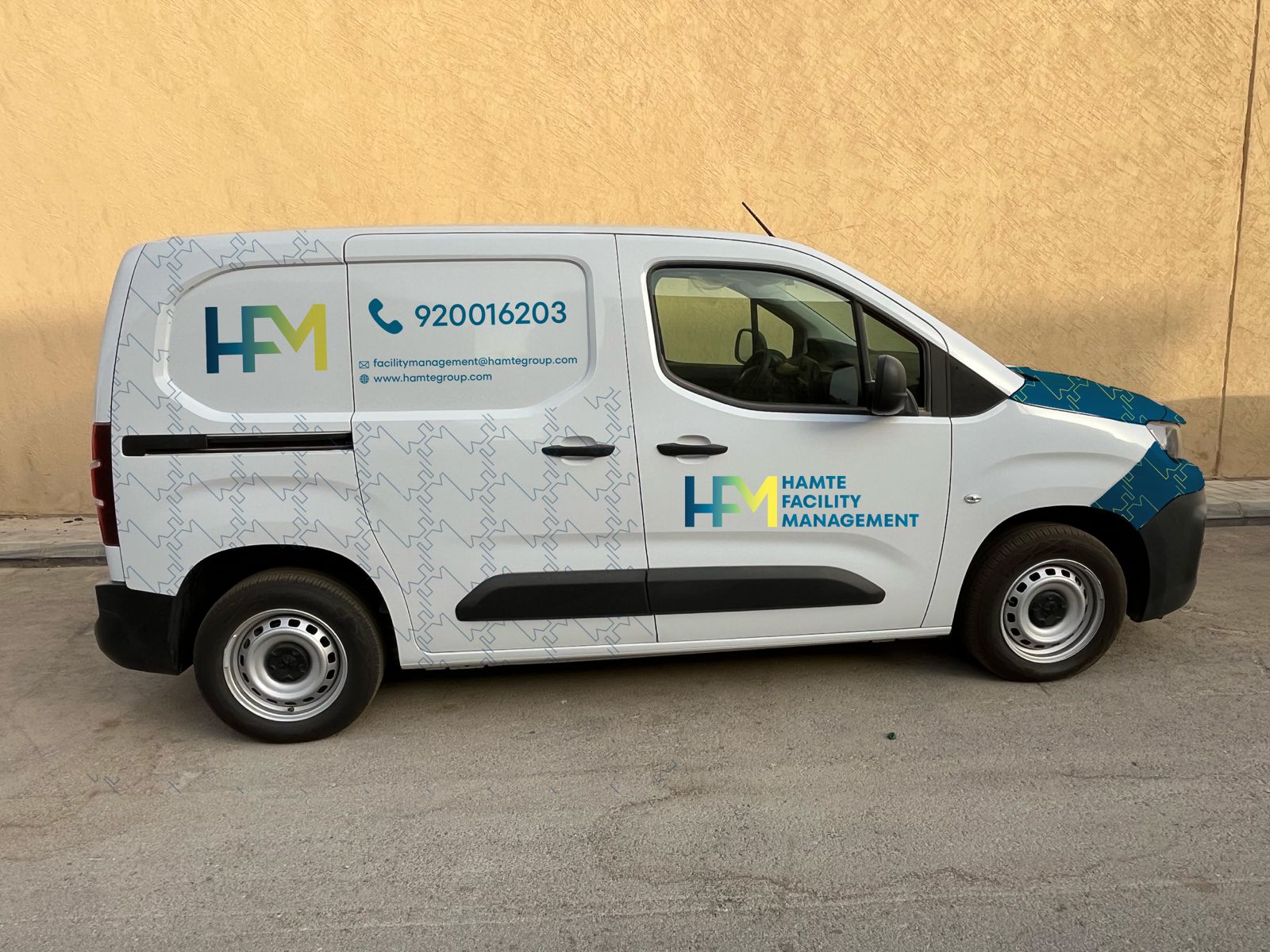 تعزيز هوية اسطول المركبات